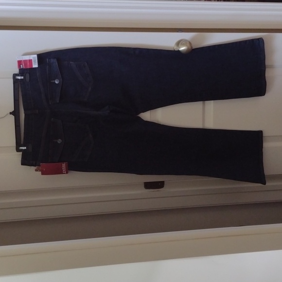 Lee Sinfully Soft Comfort Fit Just Below Waist Stretch Barely Bootcut Jeans- 14P - Picture 3 of 8